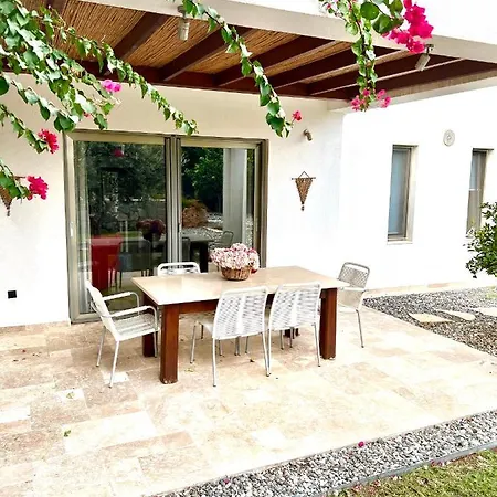 펜션 Cute Home, Modern 2 1 Stand Alone House With Garden, Near The Bodrum